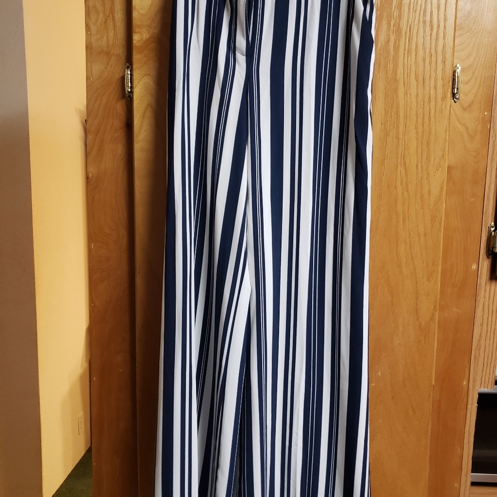 NY & Co. Wide Legg Pants 👖